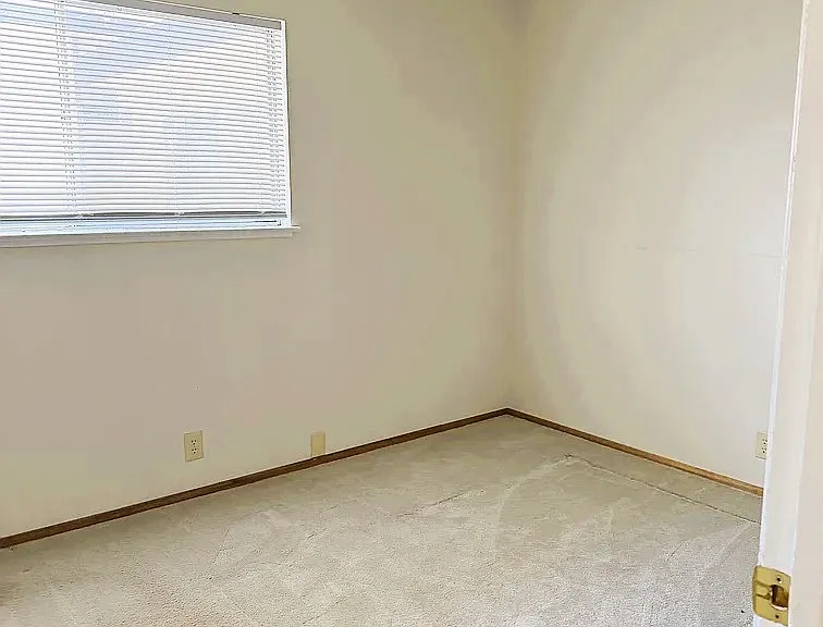 25 Lewis Ave #4 — Photo 13