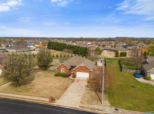 13485 Wisteria Pl, Athens, AL 35613