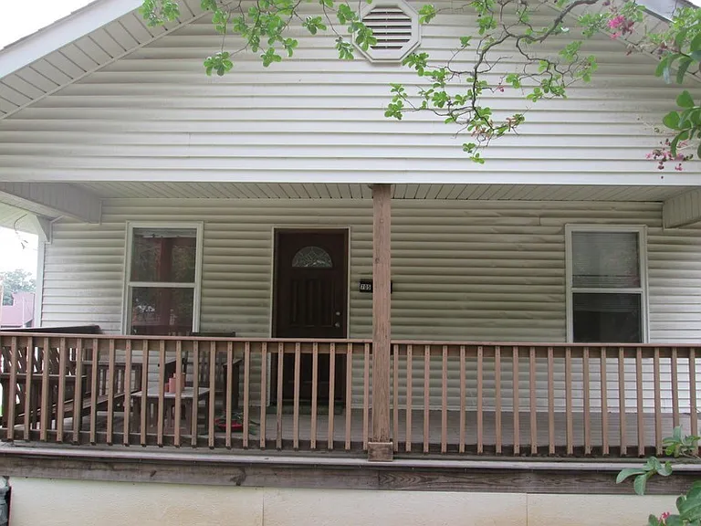 705 Tech Dr — Photo 11