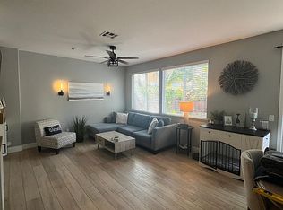 4113 Peninsula Dr, Carlsbad, CA 92010