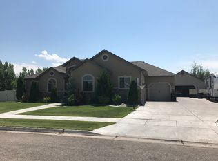3680 E Windmill Dr, Ammon, ID 83406