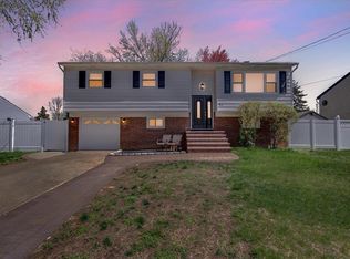 42 Shirley Blvd, Old Bridge, NJ 08857