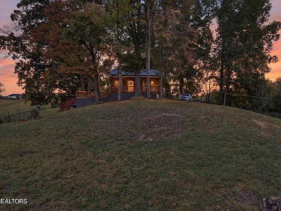 4th image of 726 Essary Rd