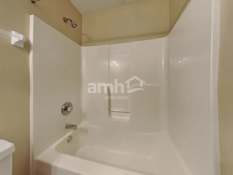 1081 Riverwalk Ct — Photo 17