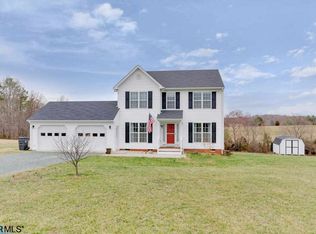 112 Ironhound Ct, Troy, VA 22974