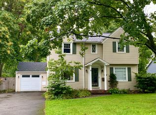 192 Rhinecliff Dr, Rochester, NY 14618