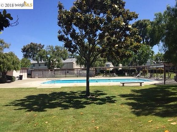 3rd image of 4207 Polaris Ave