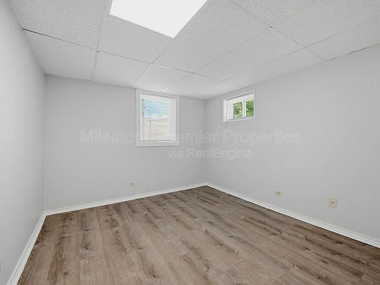 310 S Barrett Ave #101 — Photo 11