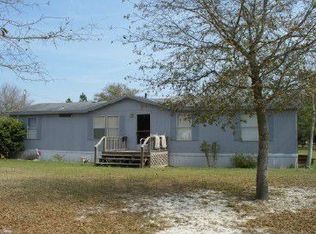 452 NE Oakwood Cir, Glennville, GA 30427