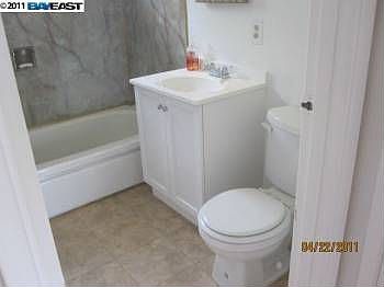 3rd image of 31693 Greenbrier Ln