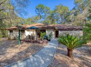 5669 Winona Trl, De Leon Springs, FL 32130