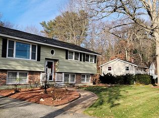 184 Searles Rd, Nashua, NH 03062