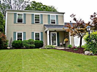 6318 Old Brook Dr, Fort Wayne, IN 46835