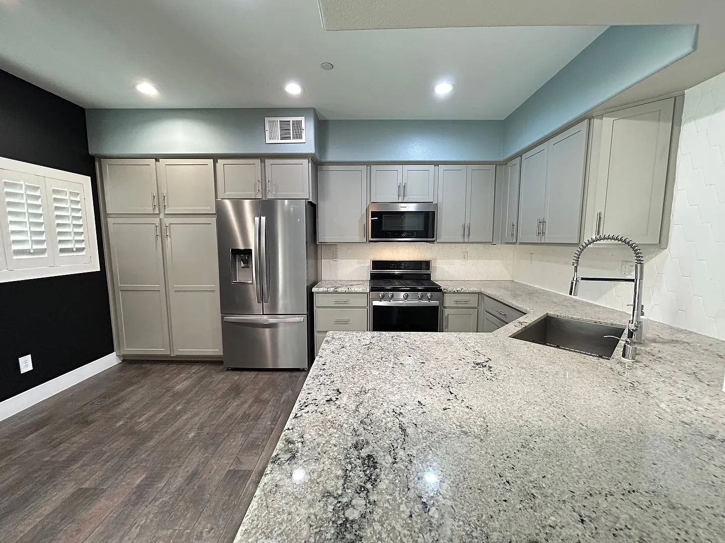 Downtown Summerlin Townhouse 2-Bed 2-Bath! — Photo 4