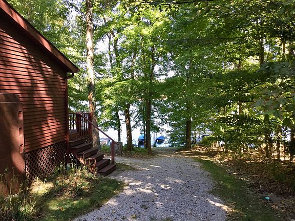 4th image of 33727 Goodrich Dr