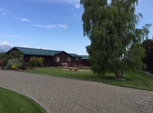 1318 Haystack Ln, Stevensville, MT 59870