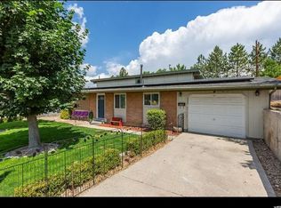 1263 E Sego Lily Dr, Sandy, UT 84094