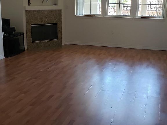 2nd image of 5935 Playa Vista Dr APT 414