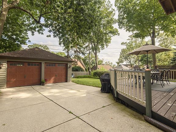 4th image of 108 N 88th STREET