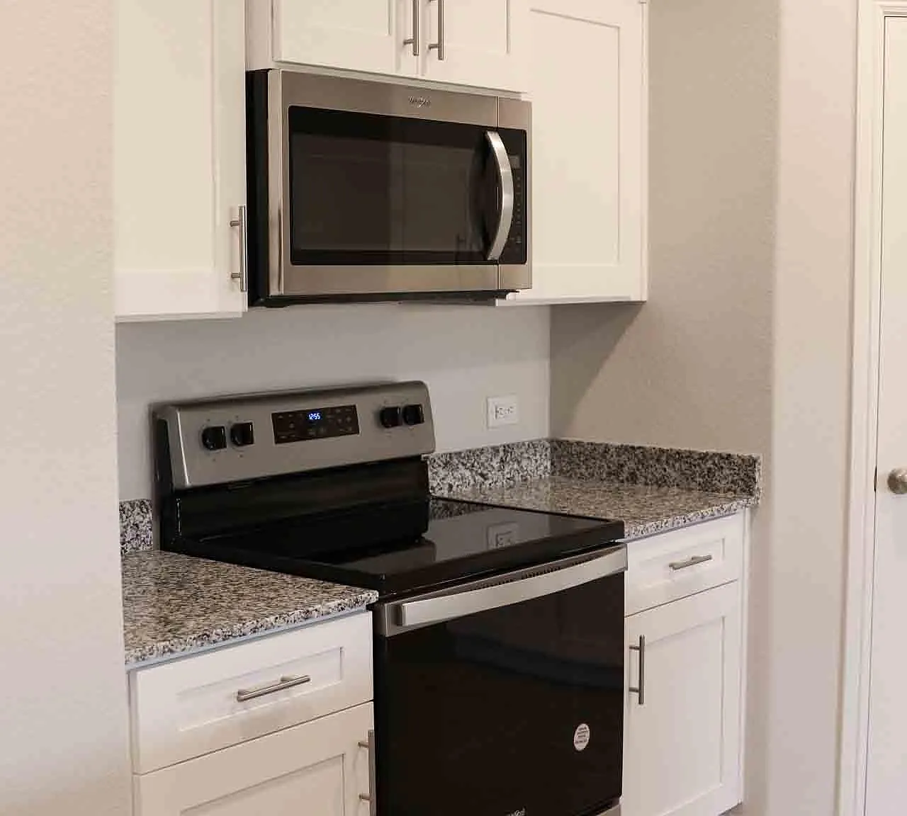 4 bed, 1875 sqft, $2,350 — Photo 3