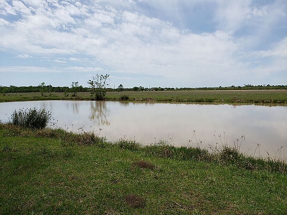 5th image of 6407 Bayou Trce