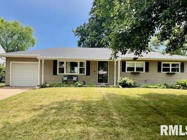 224 W Northridge Ln, Peoria, IL 61614