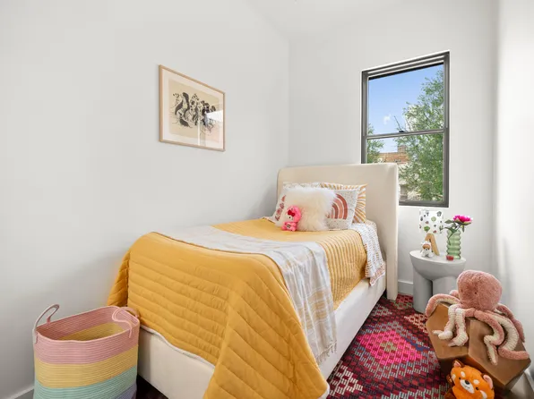 232 27th Street image 11 of 14