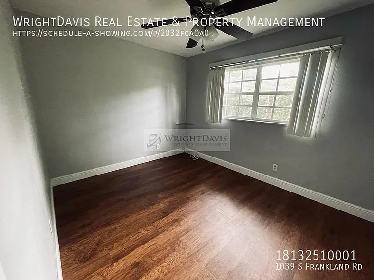 1039 S Frankland Rd — Photo 18