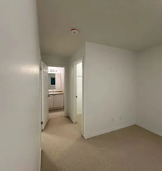 105 Woodedge Cir — Photo 25