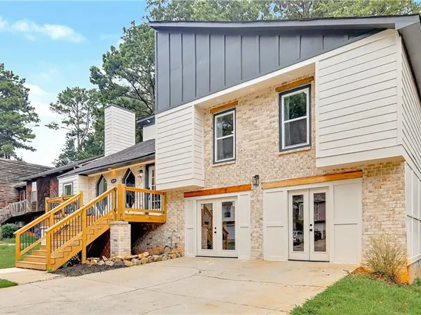 1415 Brookcrest St, Lawrenceville, GA 30044