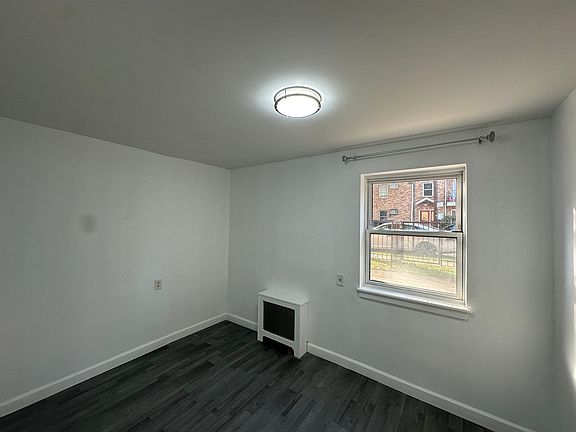 3rd image of 8703 Kingston Pl #1