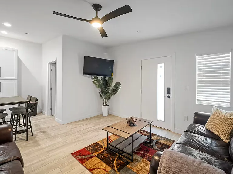6643 E Monterey Way — Photo 3