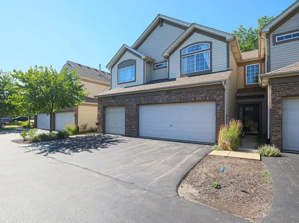 983 Parkhill Cir #983, Aurora, IL 60502