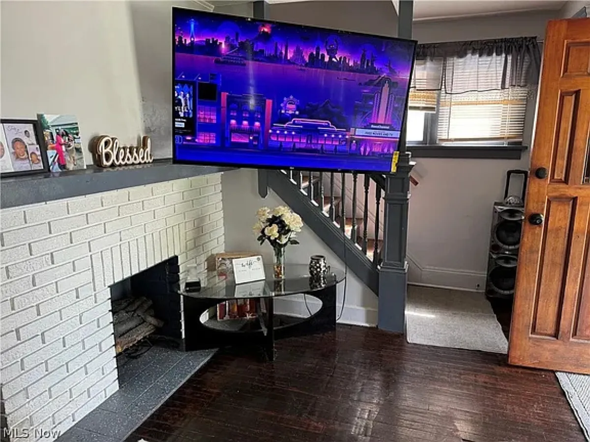 3 bed, 1661 sqft, $1,550 — Photo 2