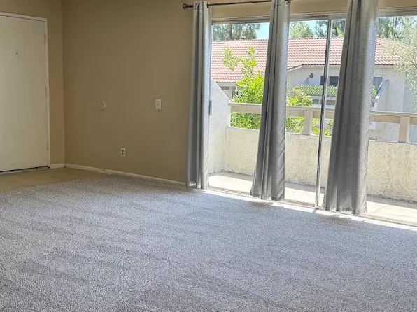 16970 Marygold Ave, Fontana, CA 92335