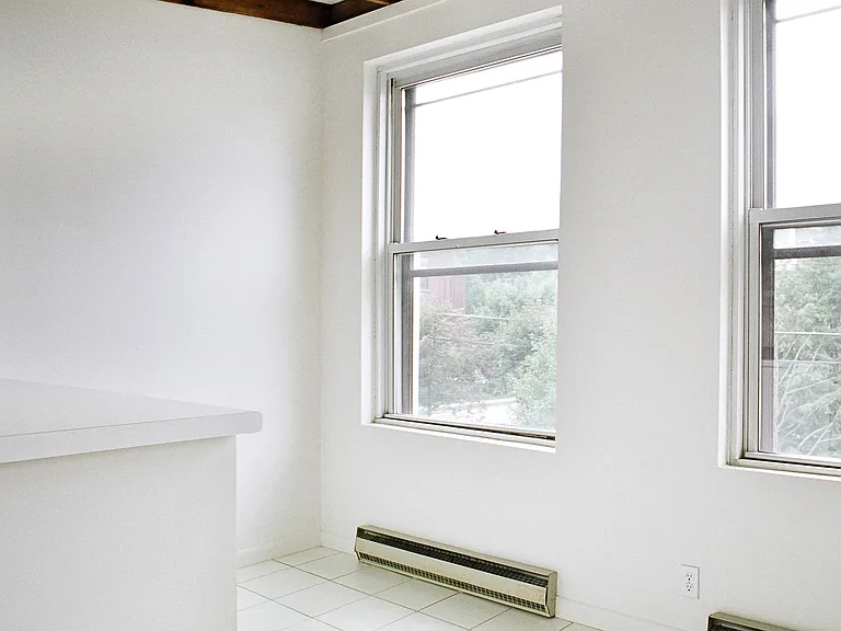 419 Denniston St #3 — Photo 5