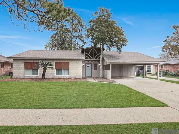 13233 Briar Hollow Ave, Baton Rouge, LA 70810