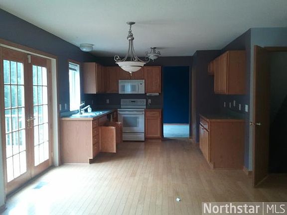 4th image of 1666 Oakbrooke Cir