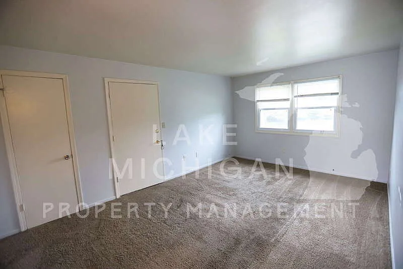 2 bed, 1.0 bath, 800 sqft, $1,295 — Photo 3