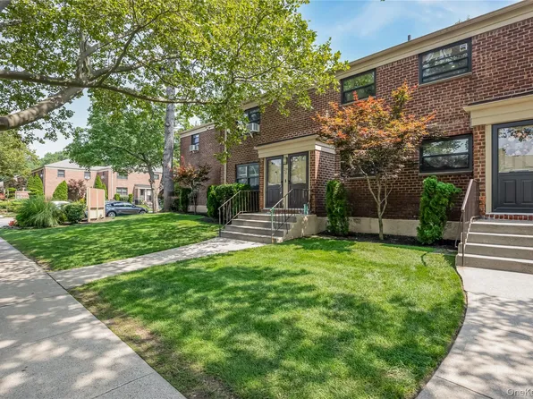 218-10 73rd Avenue #2, Bayside, NY 11364