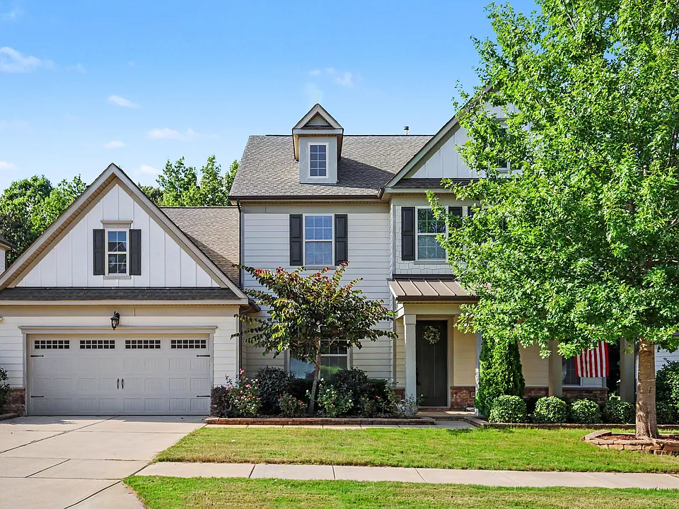 145 Barclay Dr