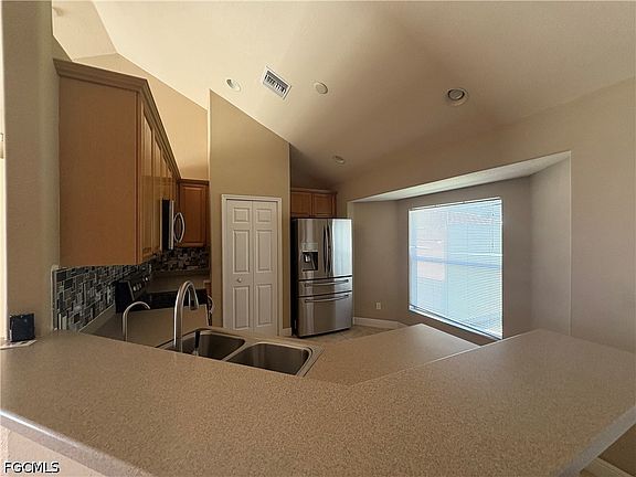 3rd image of 3714 NE 17th Ave