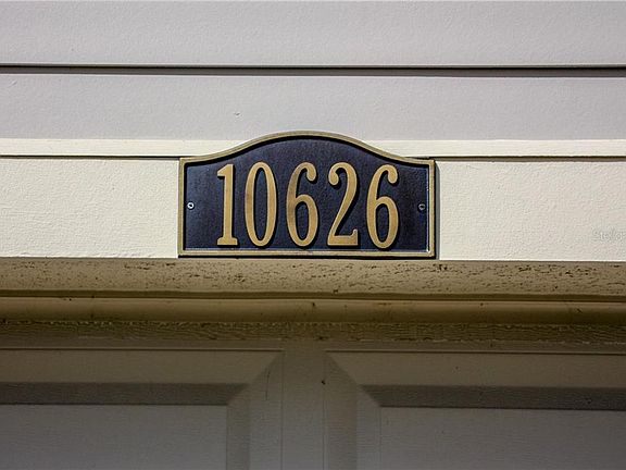 5th image of 10626 Scenic Hollow Dr