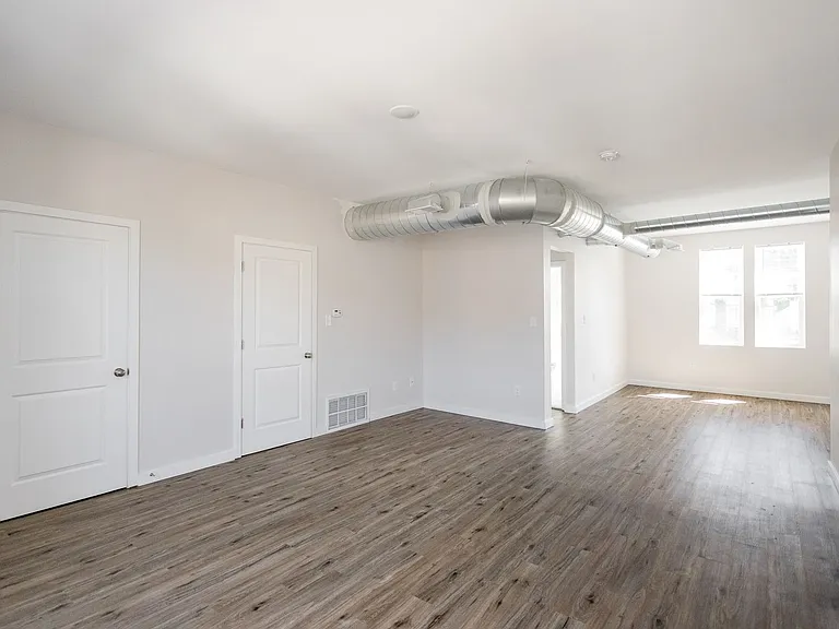 The Charlotte Detroit — Photo 20