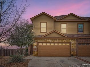 427 Creekside Curv, New Braunfels, TX 78130