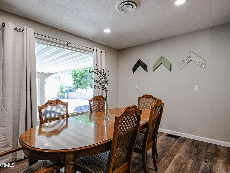 9107 E Fairway Blvd — Photo 10