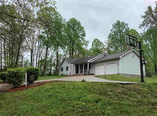4183 N Northwood Ln, Bloomfield, IN 47424
