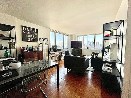 1st image of 350 W 43rd St APT 34D
