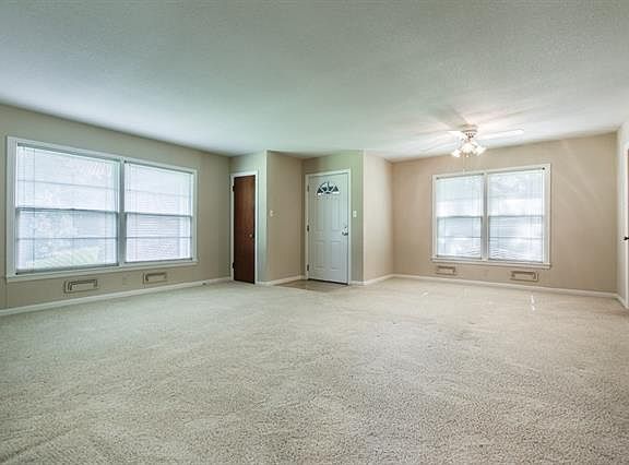 3rd image of 3713 London Ln