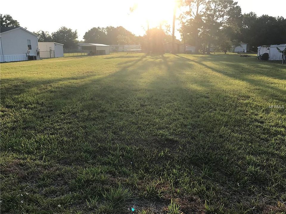 2nd image of 2316 SE Cessna Dr